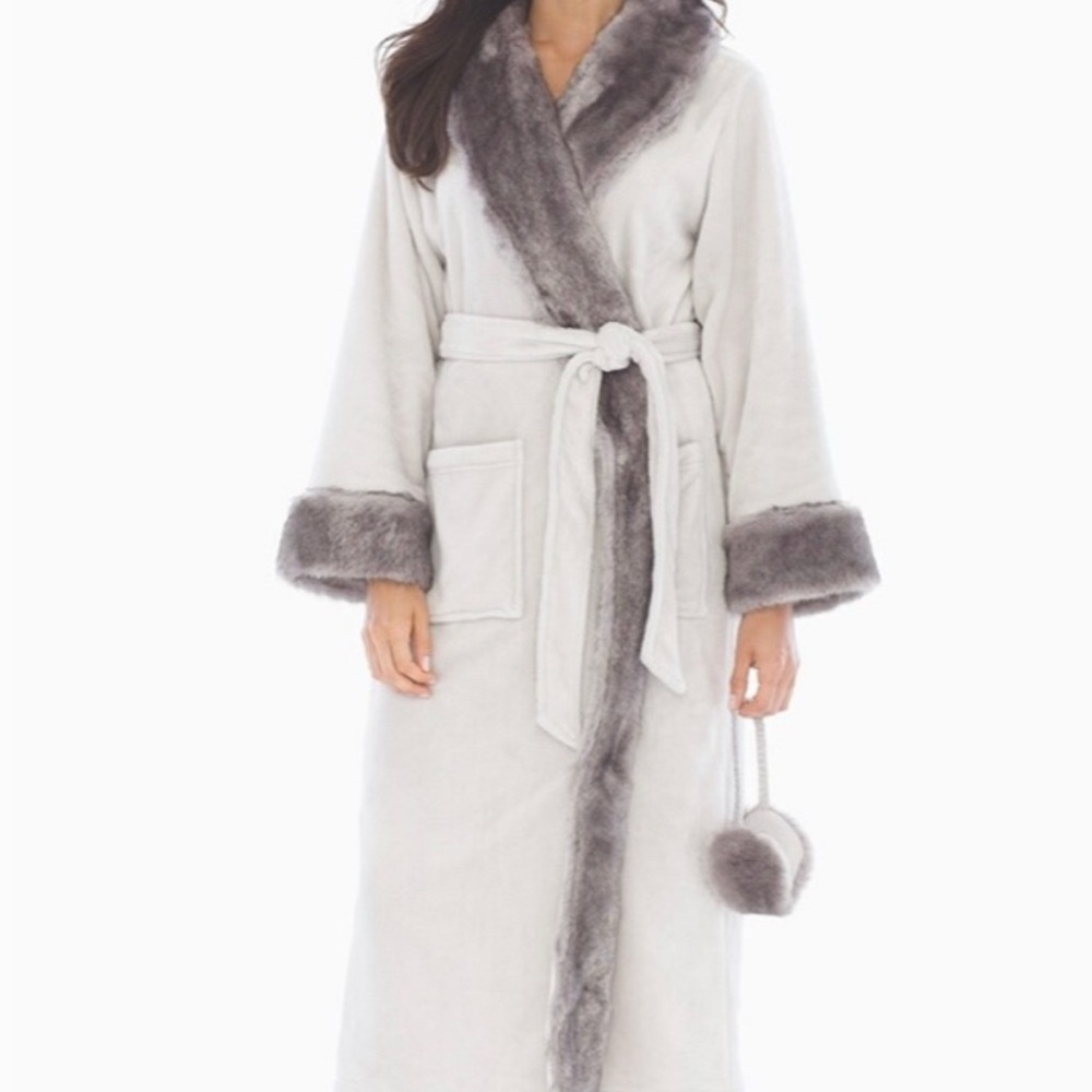 Soma Women's Robe with Faux Fur Trim